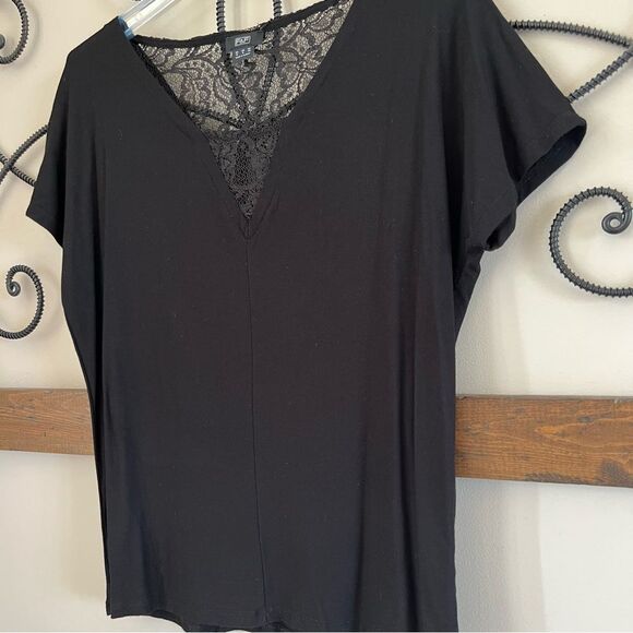 F&F Black Lace V Neck Short Sleeve Slip Over Blouse Size 8 - Picture 2 of 10